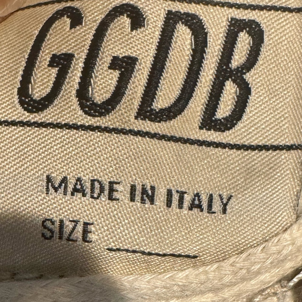 Golden Goose Superstar Distressed Sneakers Black Star Made in Italy - Picture 4 of 4